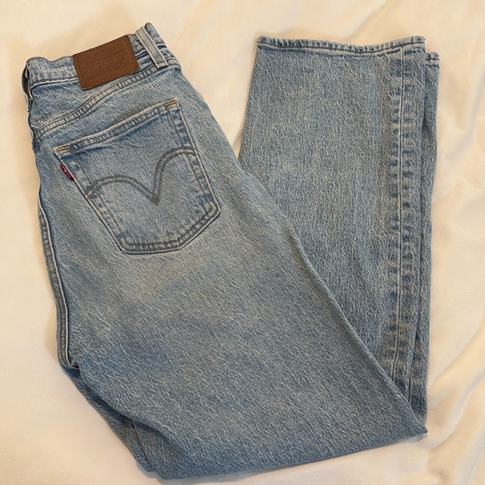 Women’s levis Ribcage Staight Ankle